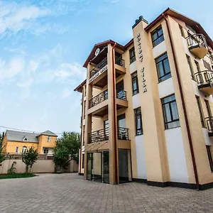 **** Отель Hotel Holiday Villa Грузия