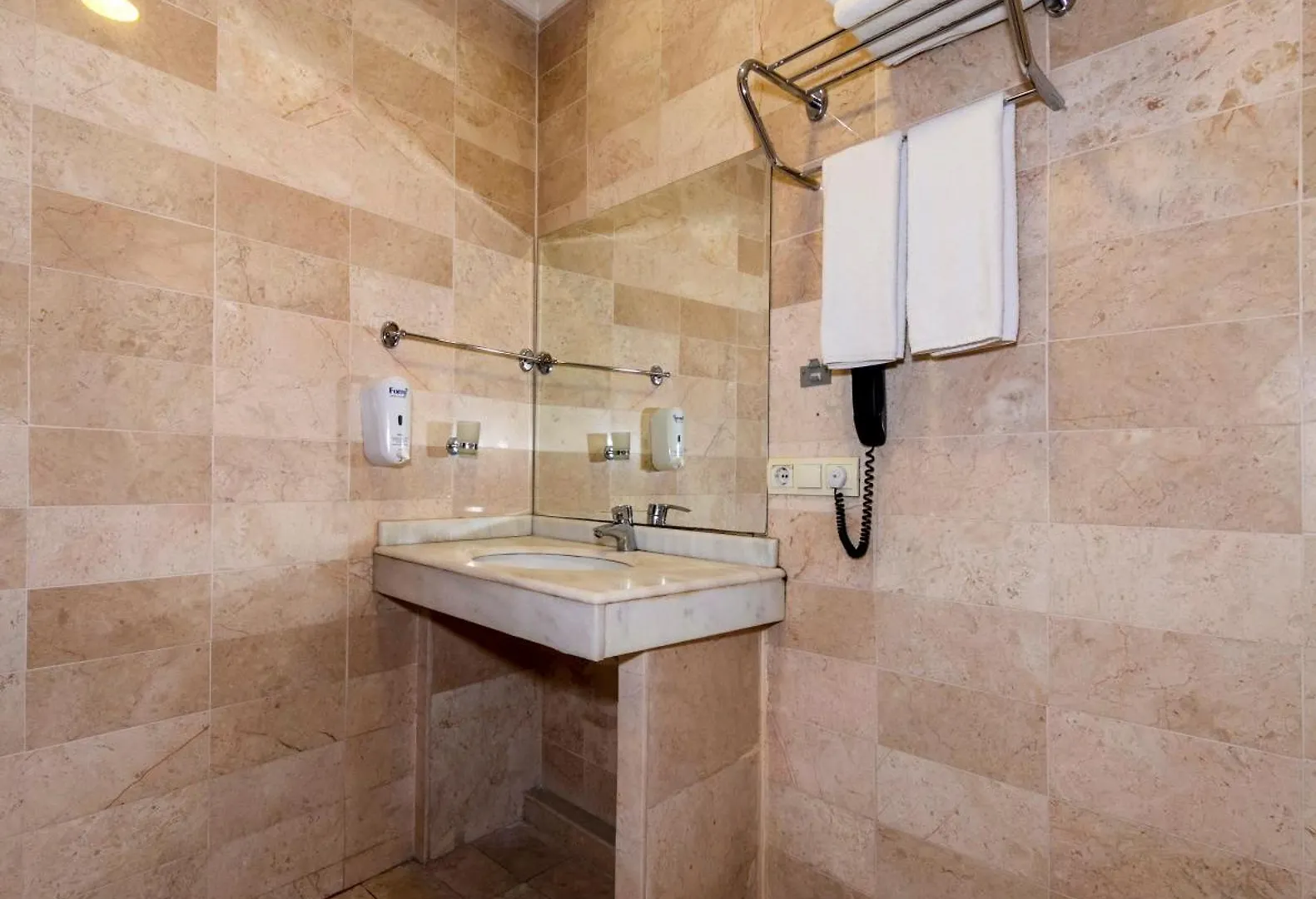 Nil Hotel Istanbul City Center