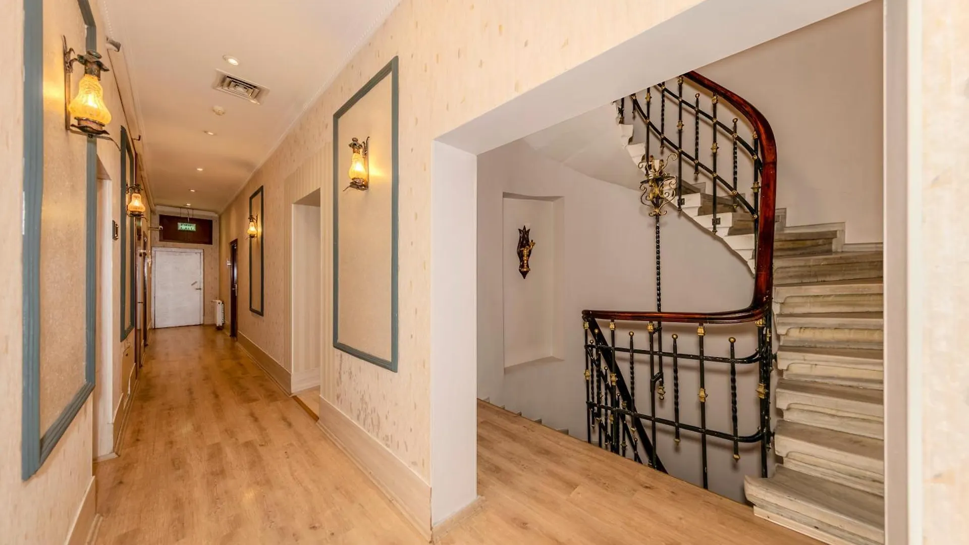 Nil Hotel Istanbul City Center