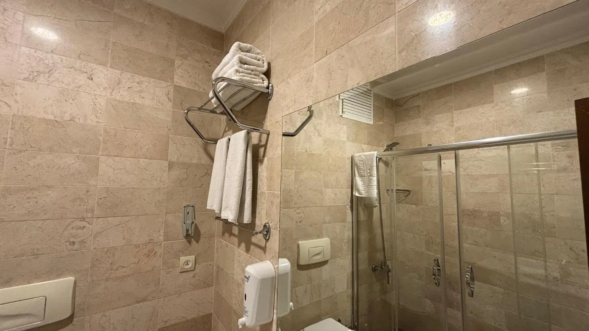 Nil Hotel Istanbul City Center