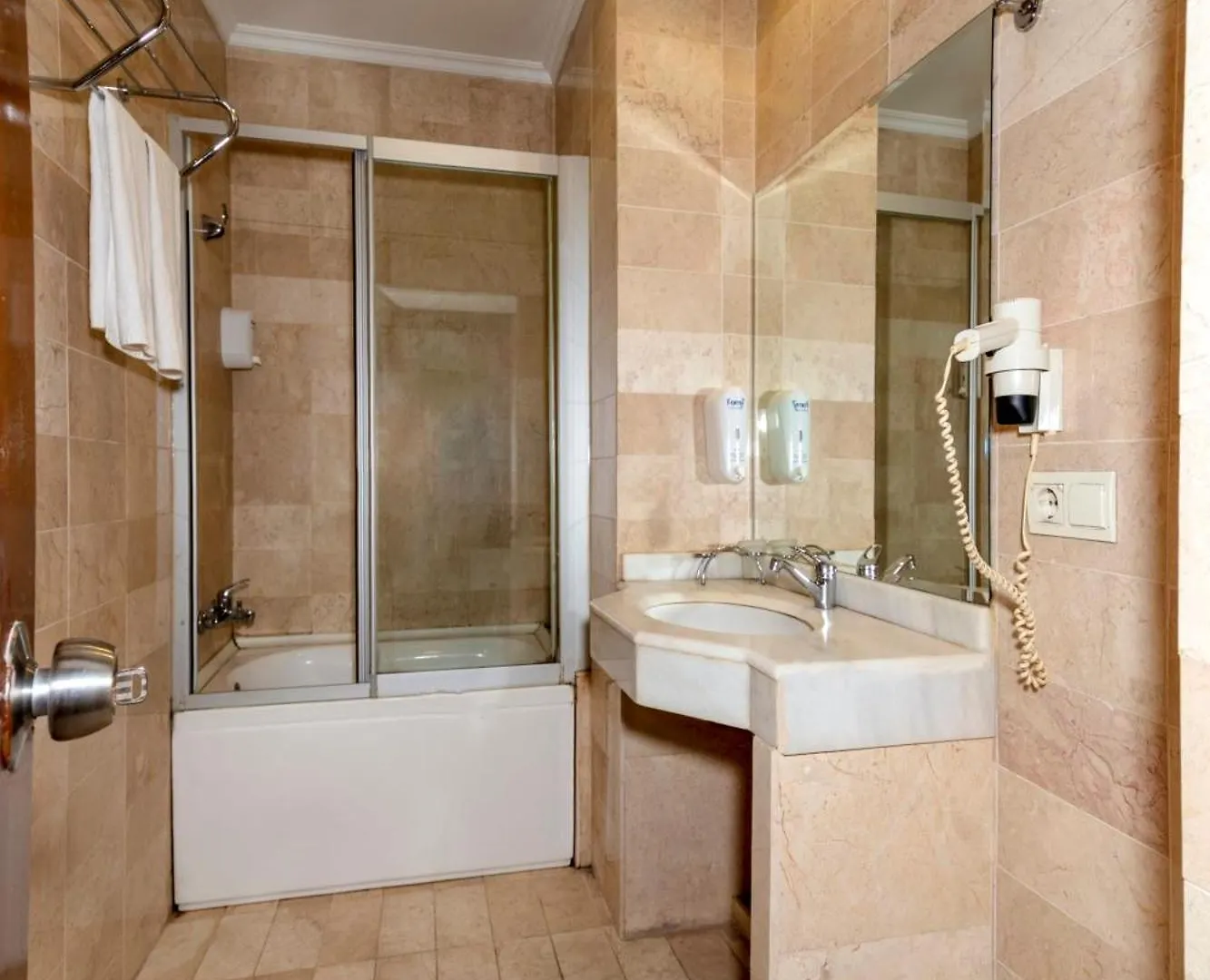 Nil Hotel Istanbul City Center