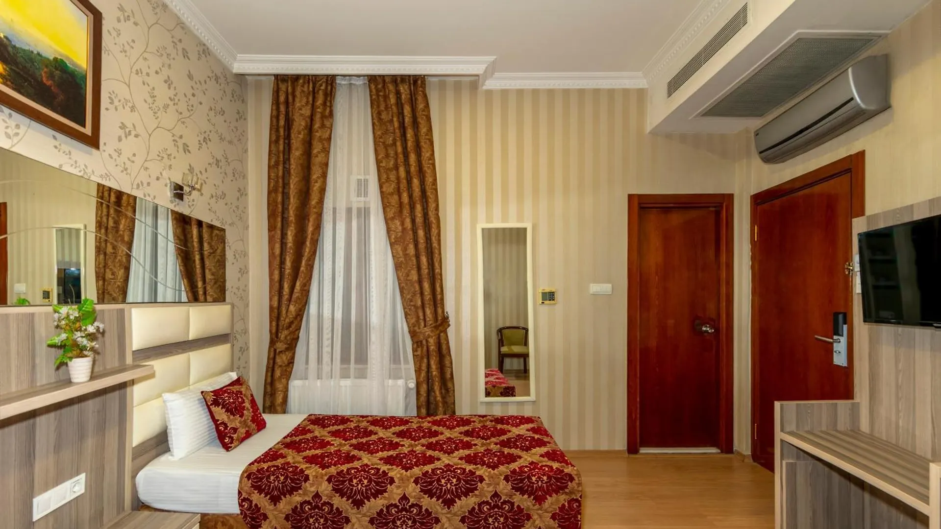 Nil Hotel Istanbul City Center